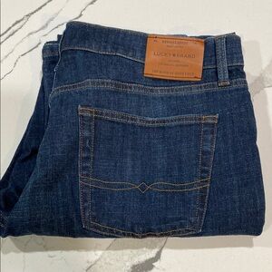 Lucky Brand 221 Straight Jeans 38x34 Great Shape
